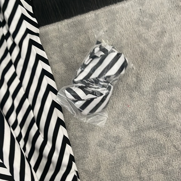 White House Black Market Dress - Picture 2 of 2